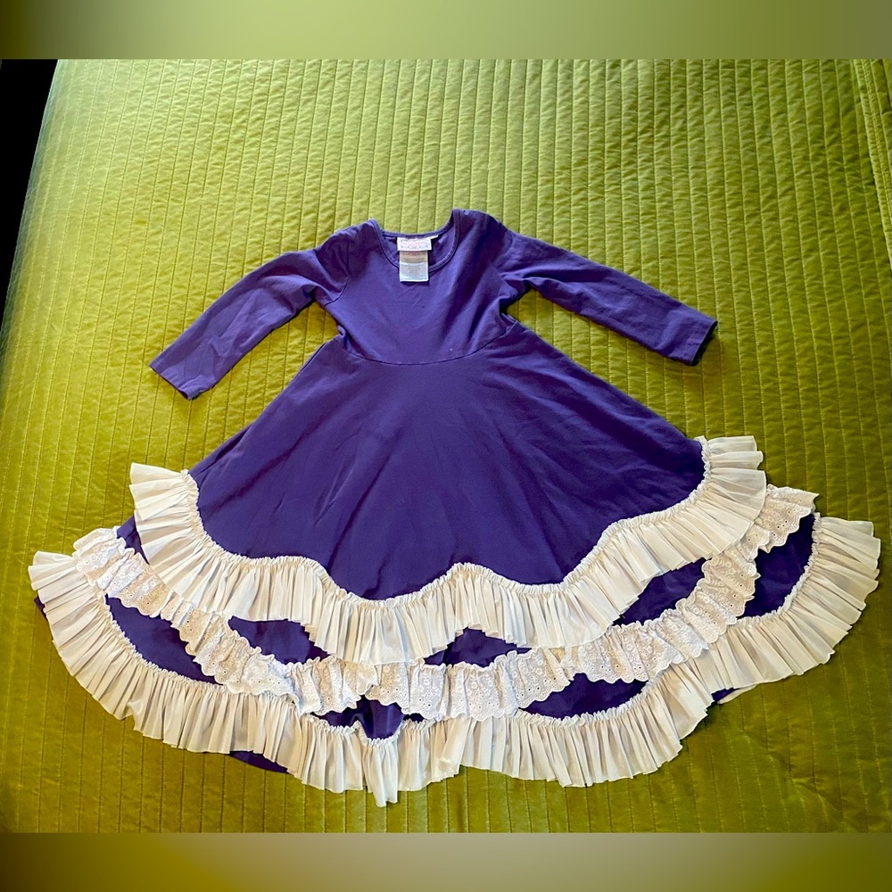 Girls size 5 Serendipity dress purple and white